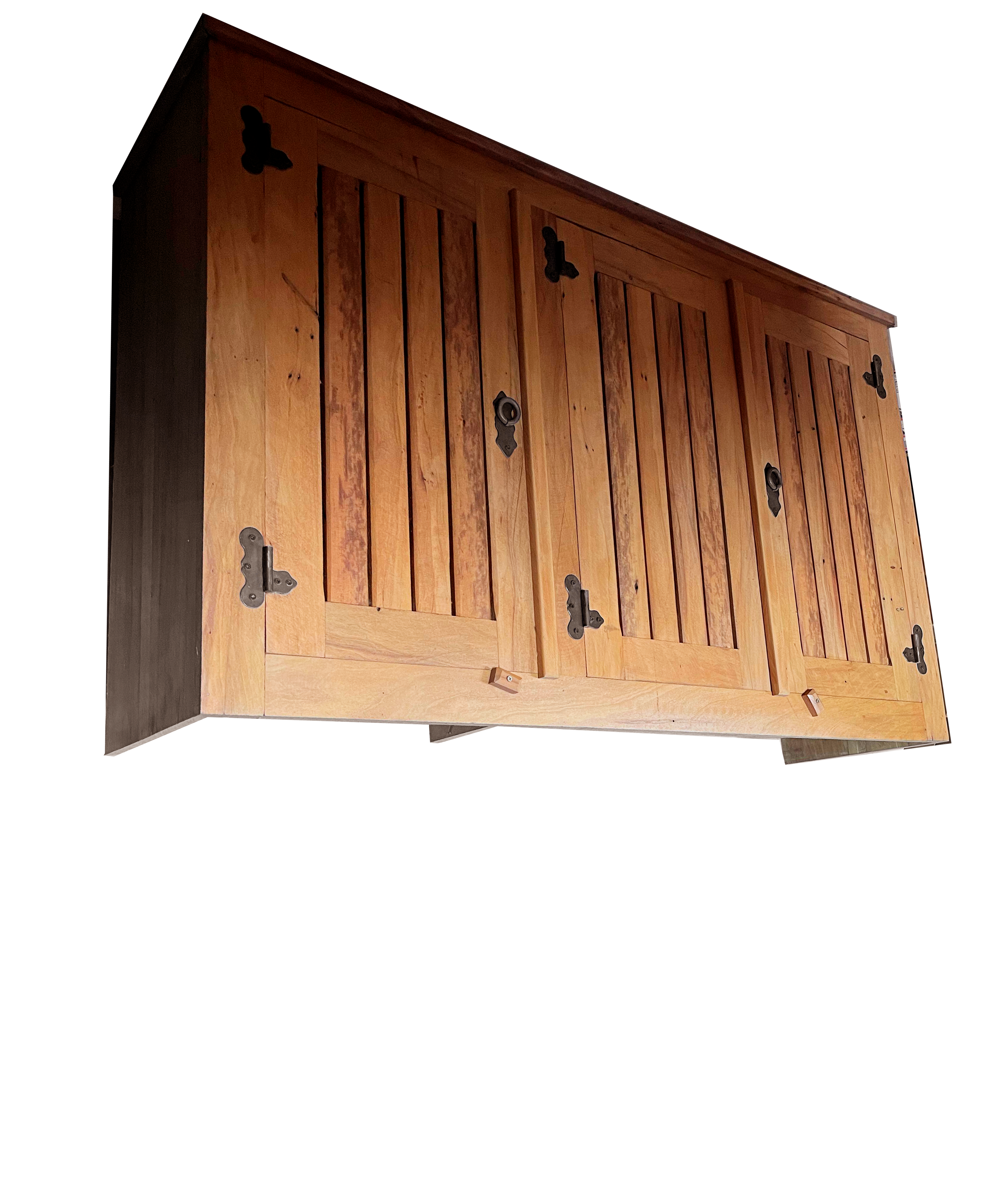Armário porta ripada